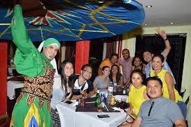 tour-listing-details-slide